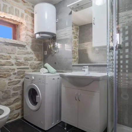Tatil Evi Dalmatian Irena Bruska