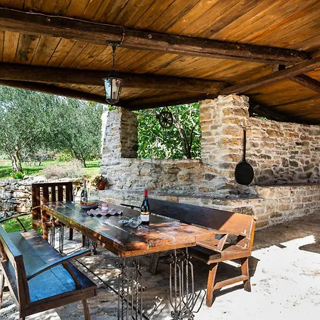 Tatil Evi Dalmatian Irena Bruska